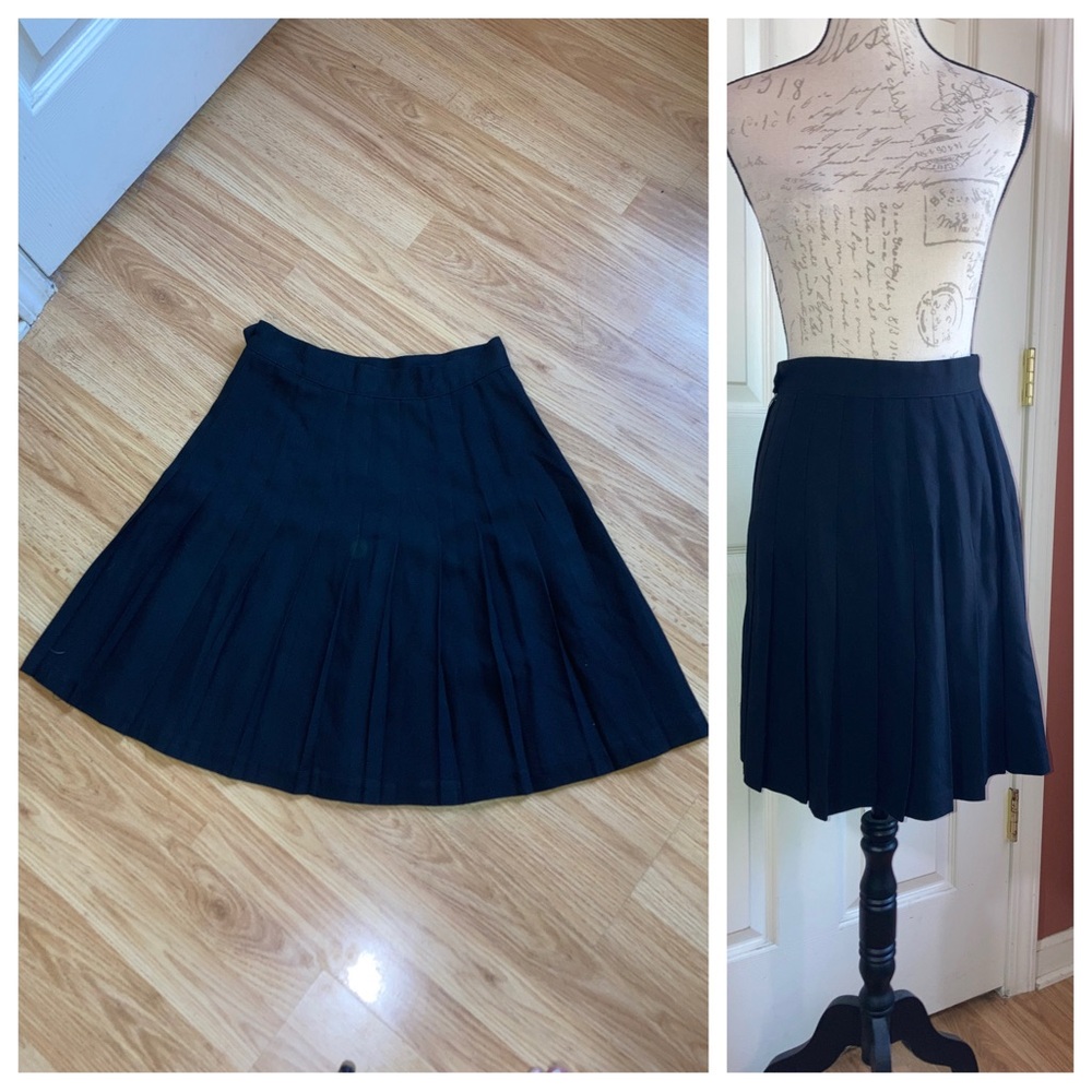 Vintage Pleat Skirt Black 80s 90s Goth Emo By Maggie Lawrence